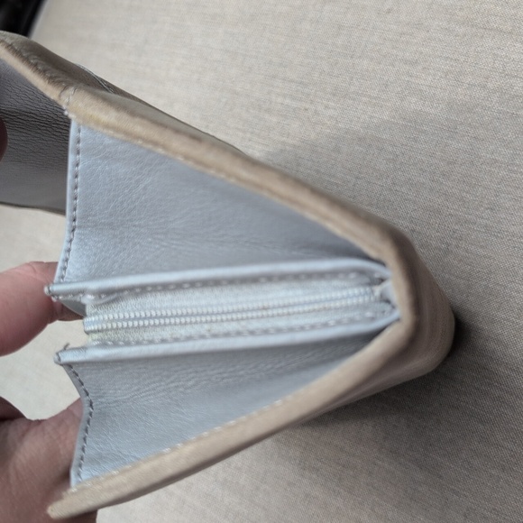 See By Chloe Gray Beige Wallet - Picture 9 of 11